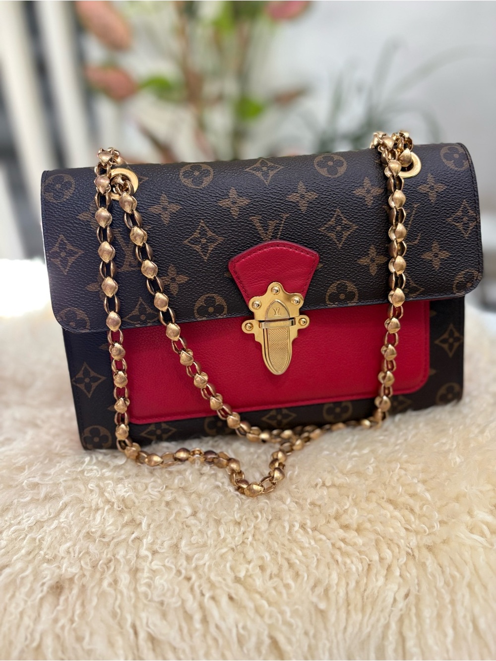 Louis Vuitton Victoire Monogram Canvas Shoulder Bag